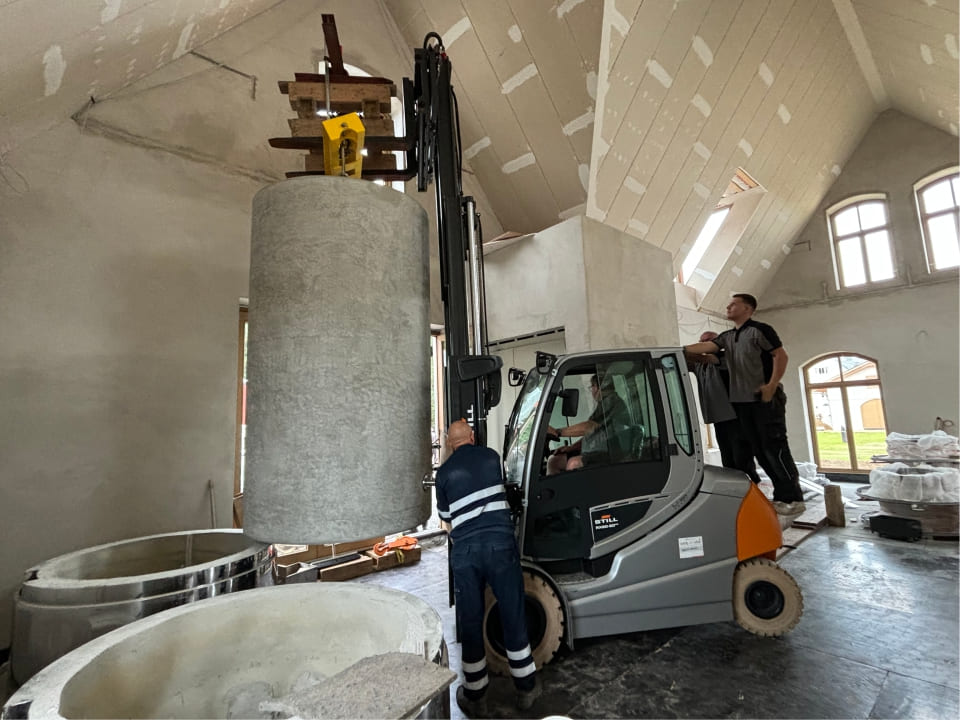 Tresorschubser - Butzki & Steffen Schwerlasthandling - Transport Weintanks